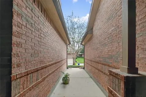1314 Glenwood Canyon Lane Houston TX 77077