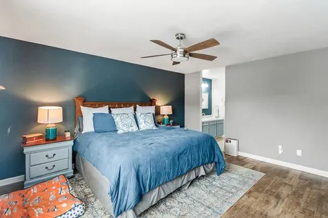 5005 Georgi Lane 64 Houston TX 77092