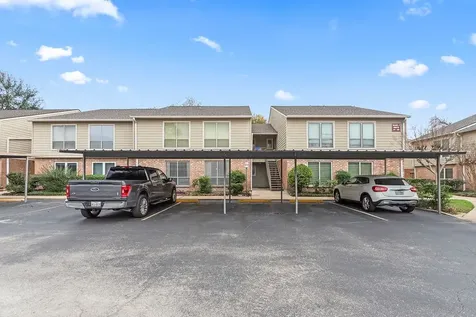 5005 Georgi Lane 64 Houston TX 77092