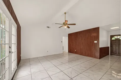 11006 Concho Street Houston TX 77072