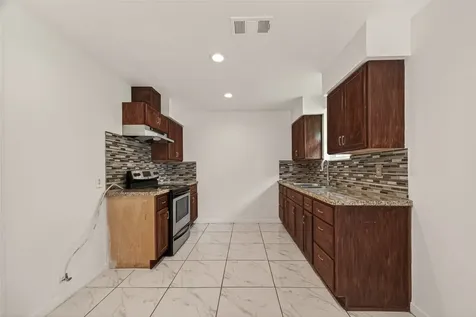11006 Concho Street Houston TX 77072