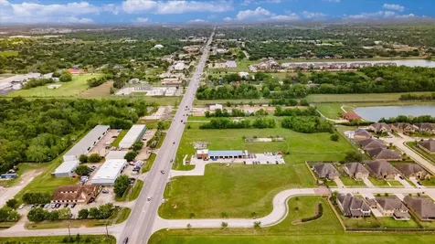 6731 W Broadway Street Pearland TX 77581