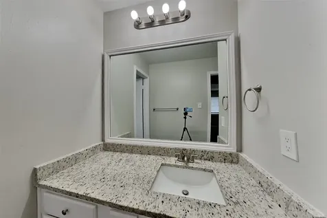 1247 Kings Creek Trail Missouri City TX 77459
