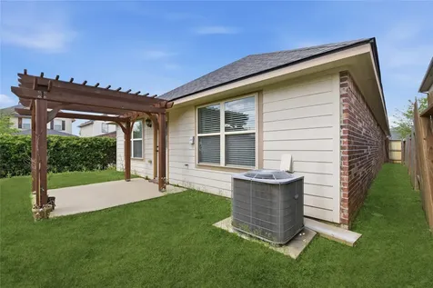 1617 Park Promenade Place Houston TX 77047