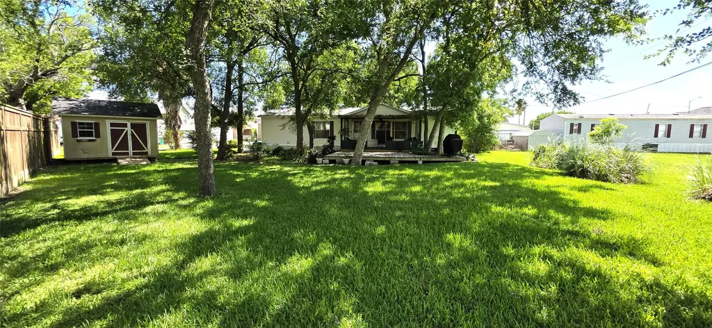 122 Bluebill Bay North Baytown TX 77523