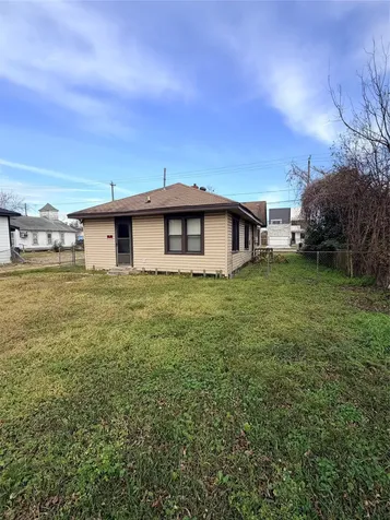 6613 W Montgomery Road Houston TX 77091