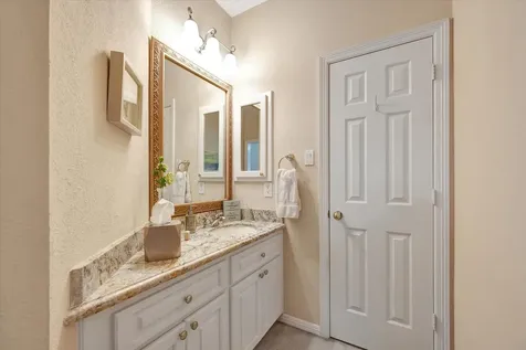 15411 Rocky Oak Court Houston TX 77059