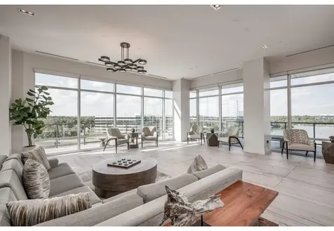 2000 Hughes Landing 428 The Woodlands TX 77380