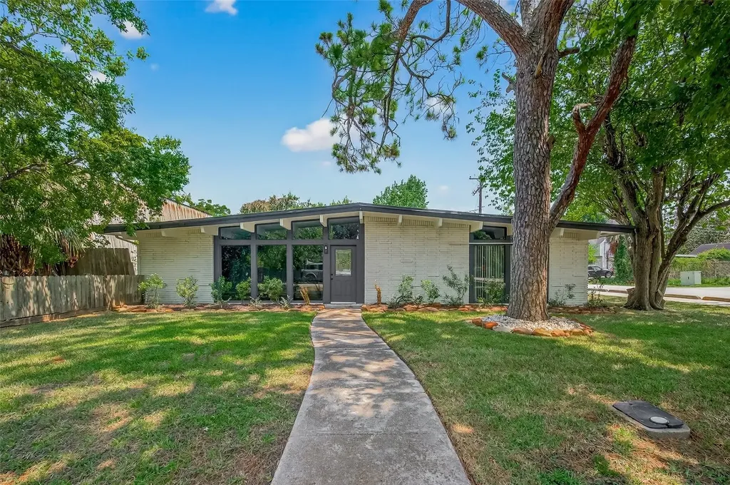 4831 Donald Street Seabrook TX 77586