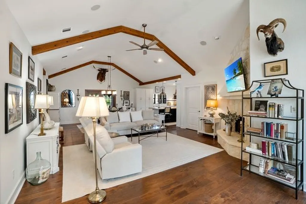 1112 Kendall Jackson Comfort TX 78013