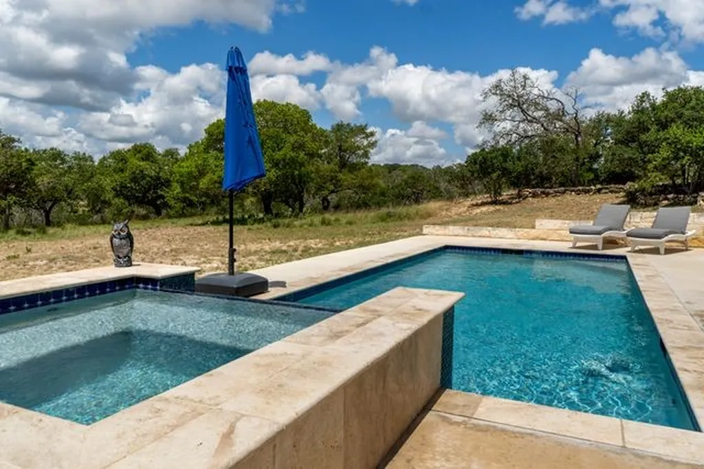 1112 Kendall Jackson Comfort TX 78013