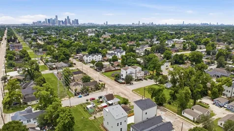 5510 Hardy Street Houston TX 77009