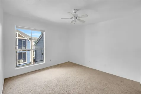 18511 Egret Bay Boulevard 502 Webster TX 77058