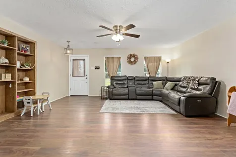 629 Carolyn Street Winnie TX 77665