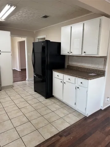5702 Pine Avenue Pasadena TX 77503