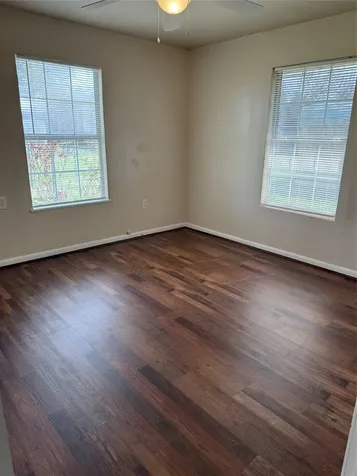 5702 Pine Avenue Pasadena TX 77503