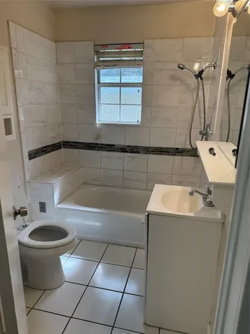 5702 Pine Avenue Pasadena TX 77503