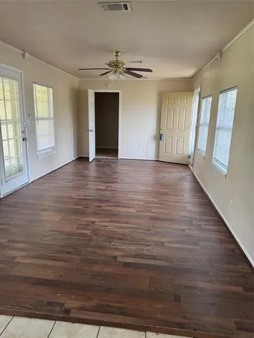 5702 Pine Avenue Pasadena TX 77503