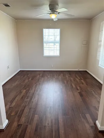 5702 Pine Avenue Pasadena TX 77503