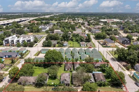 1202 Bayou Street Houston TX 77020