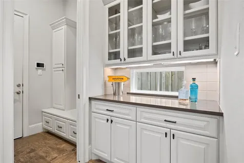 172 Mcgoey Circle The Woodlands TX 77384