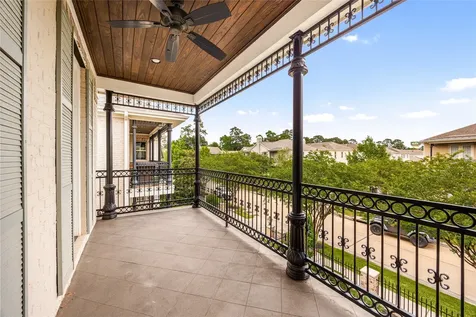 172 Mcgoey Circle The Woodlands TX 77384