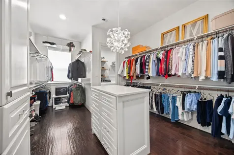 172 Mcgoey Circle The Woodlands TX 77384