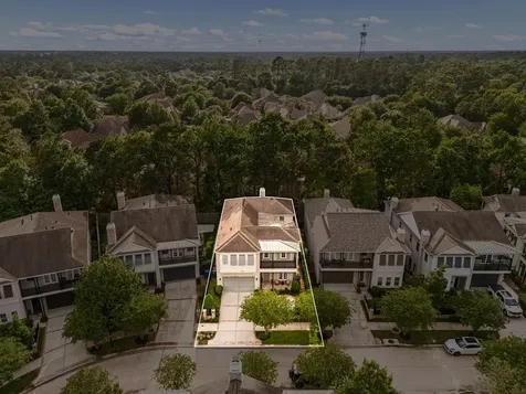 172 Mcgoey Circle The Woodlands TX 77384