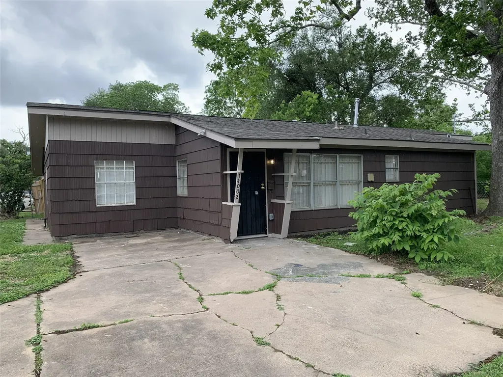 14002 Rosecrest Drive Houston TX 77045