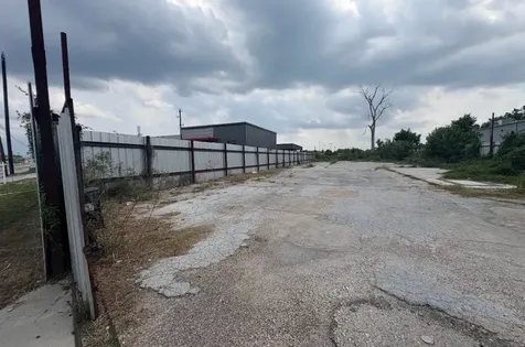 1904 Little York Road Houston TX 77093
