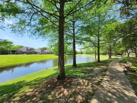 611 Mosman Court Houston TX 77094