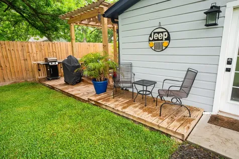 846 S Anderson Street Angleton TX 77515