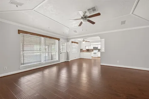10006 Towne Tower Lane Sugar Land TX 77498
