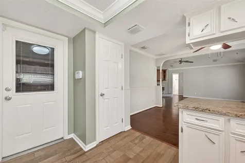 10006 Towne Tower Lane Sugar Land TX 77498