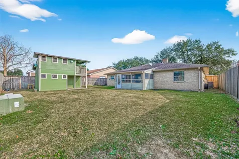 10006 Towne Tower Lane Sugar Land TX 77498