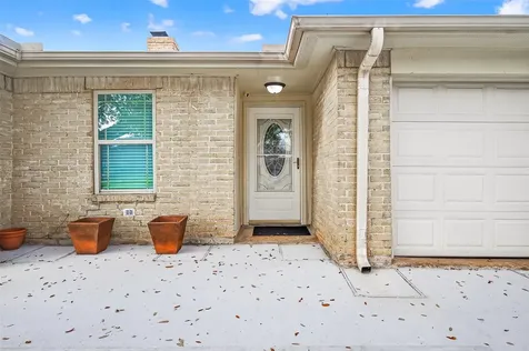 10006 Towne Tower Lane Sugar Land TX 77498