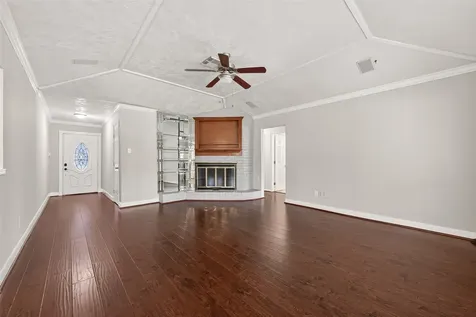 10006 Towne Tower Lane Sugar Land TX 77498