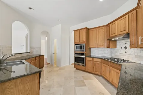 4807 Wellington Way Houston TX 77069