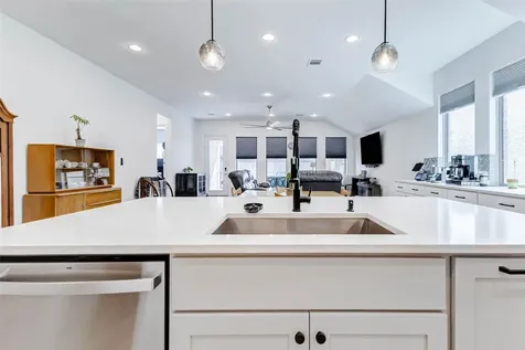 5130 Albany Shores Lane Fulshear TX 77441