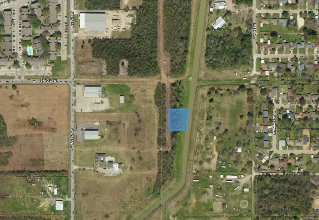 Lots 17,18 & 19 Aw Clarke Sub Texas City TX 77590