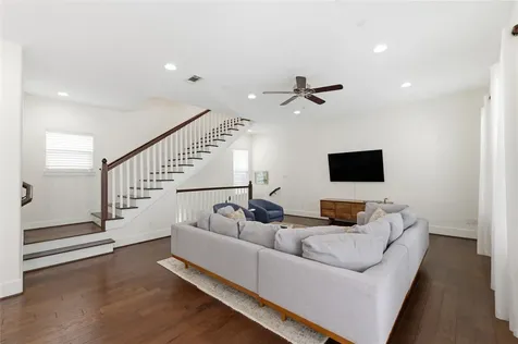 1425 W 23rd Street B Houston TX 77008