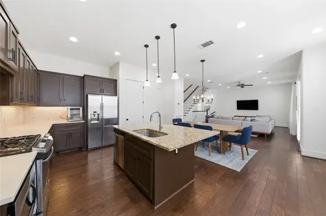 1425 W 23rd Street B Houston TX 77008