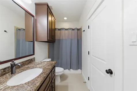 1425 W 23rd Street B Houston TX 77008