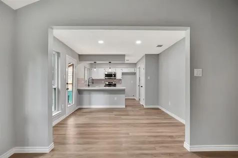 106 N Woodstock Circle Drive The Woodlands TX 77381