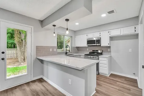106 N Woodstock Circle Drive The Woodlands TX 77381