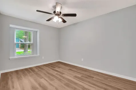 106 N Woodstock Circle Drive The Woodlands TX 77381