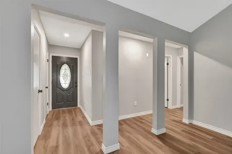 106 N Woodstock Circle Drive The Woodlands TX 77381