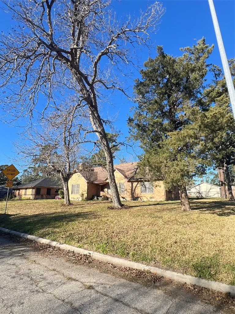4415 Charleston Street Houston TX 77021