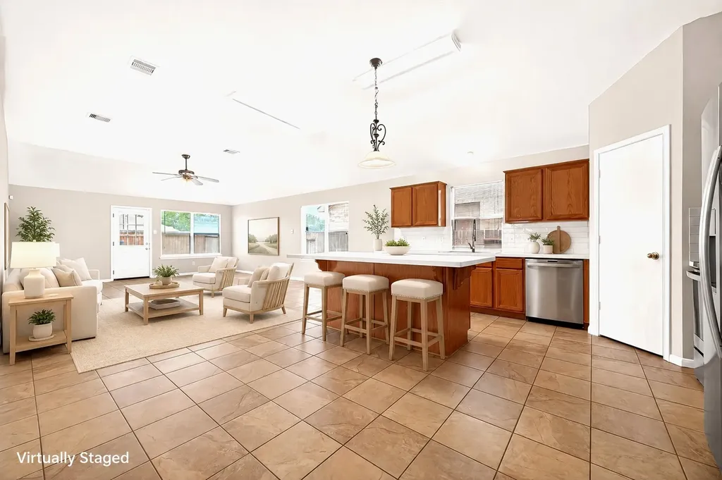 1434 Monterra Point Fresno TX 77545