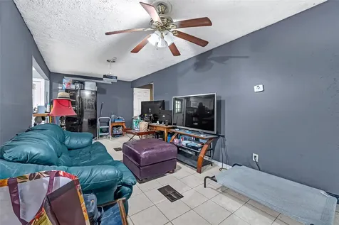 203 Lazy Hollow Lane Livingston TX 77351